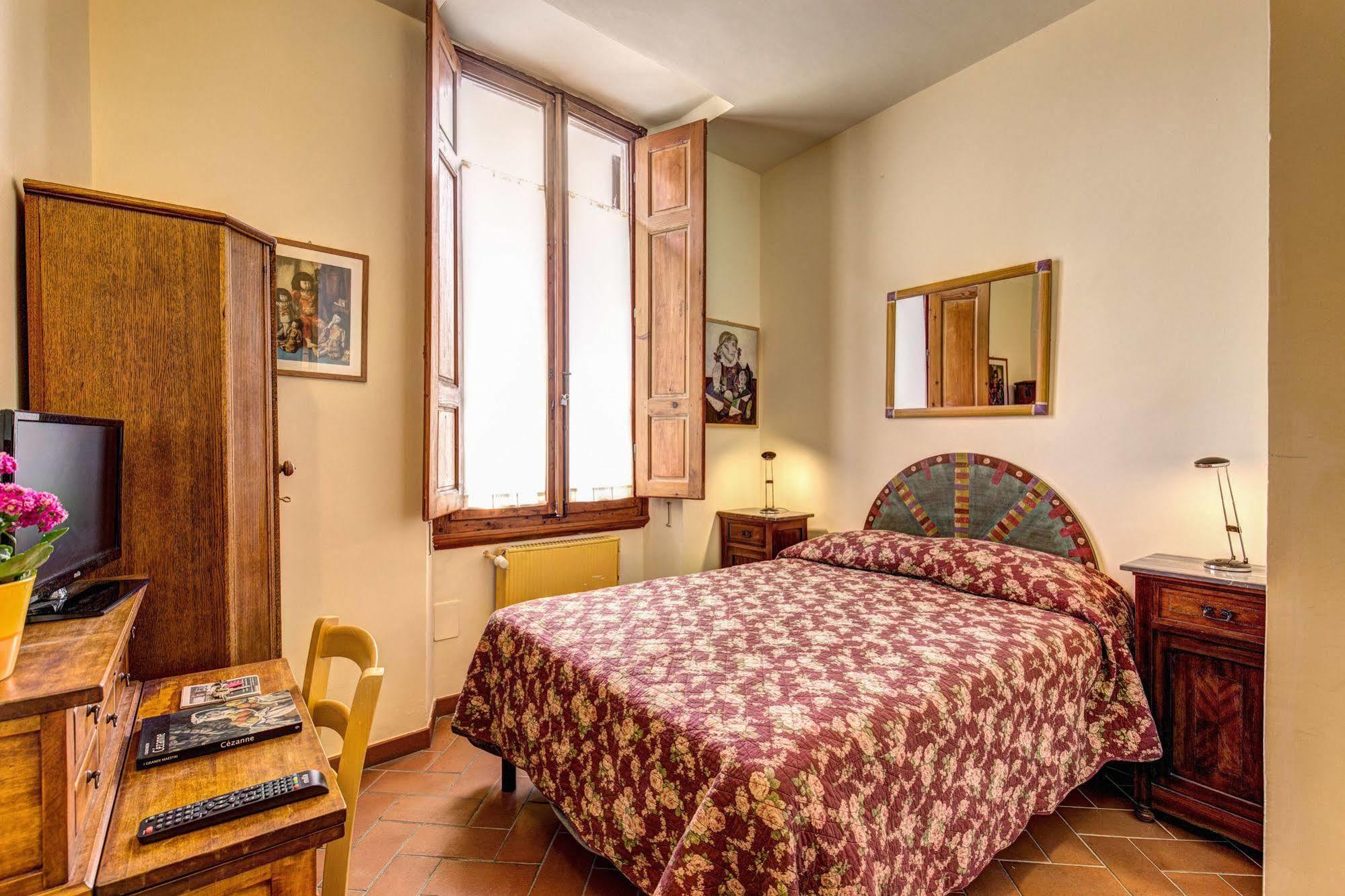 San Giovanni Pensión 3*